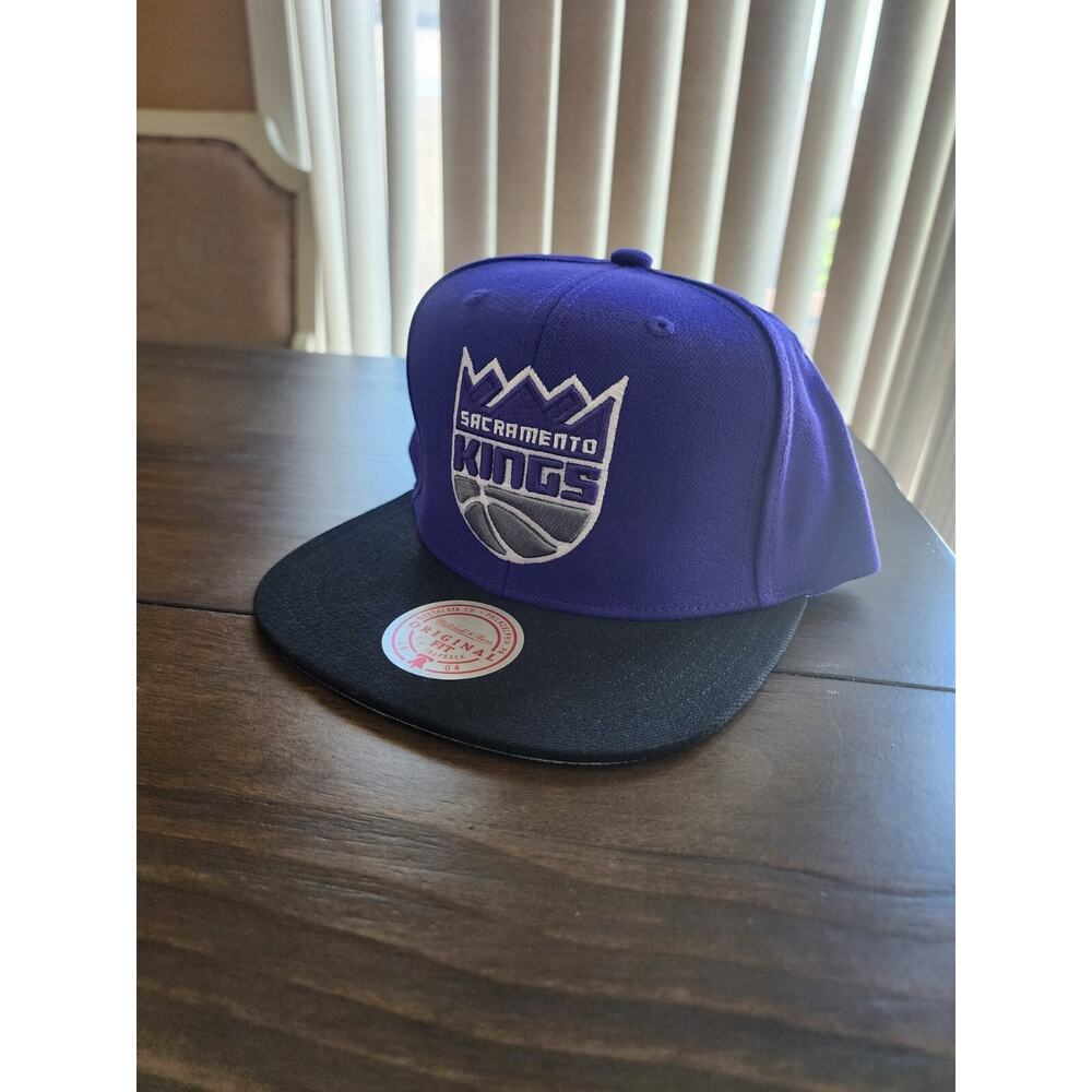 Mitchell & Ness Sacramento Kings NBA Team 2 Tone 2.0 Snapback Hat Cap - Purple